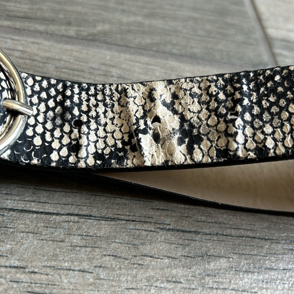 Snake print double circle belt - Picture 3 of 6